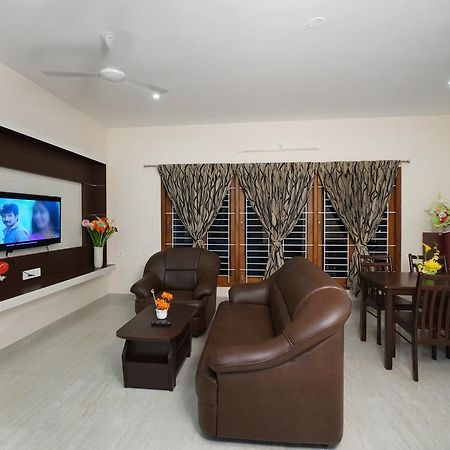Krishna Vibe Service Apartment Tiruchirappalli Exteriör bild